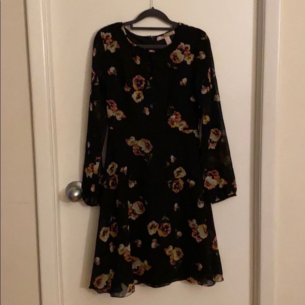 NWOT Black floral long sleeve silky dress